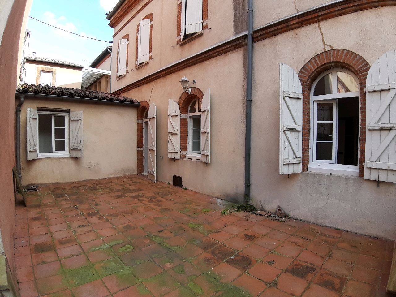 APPARTEMENT VENDU 31500 1663